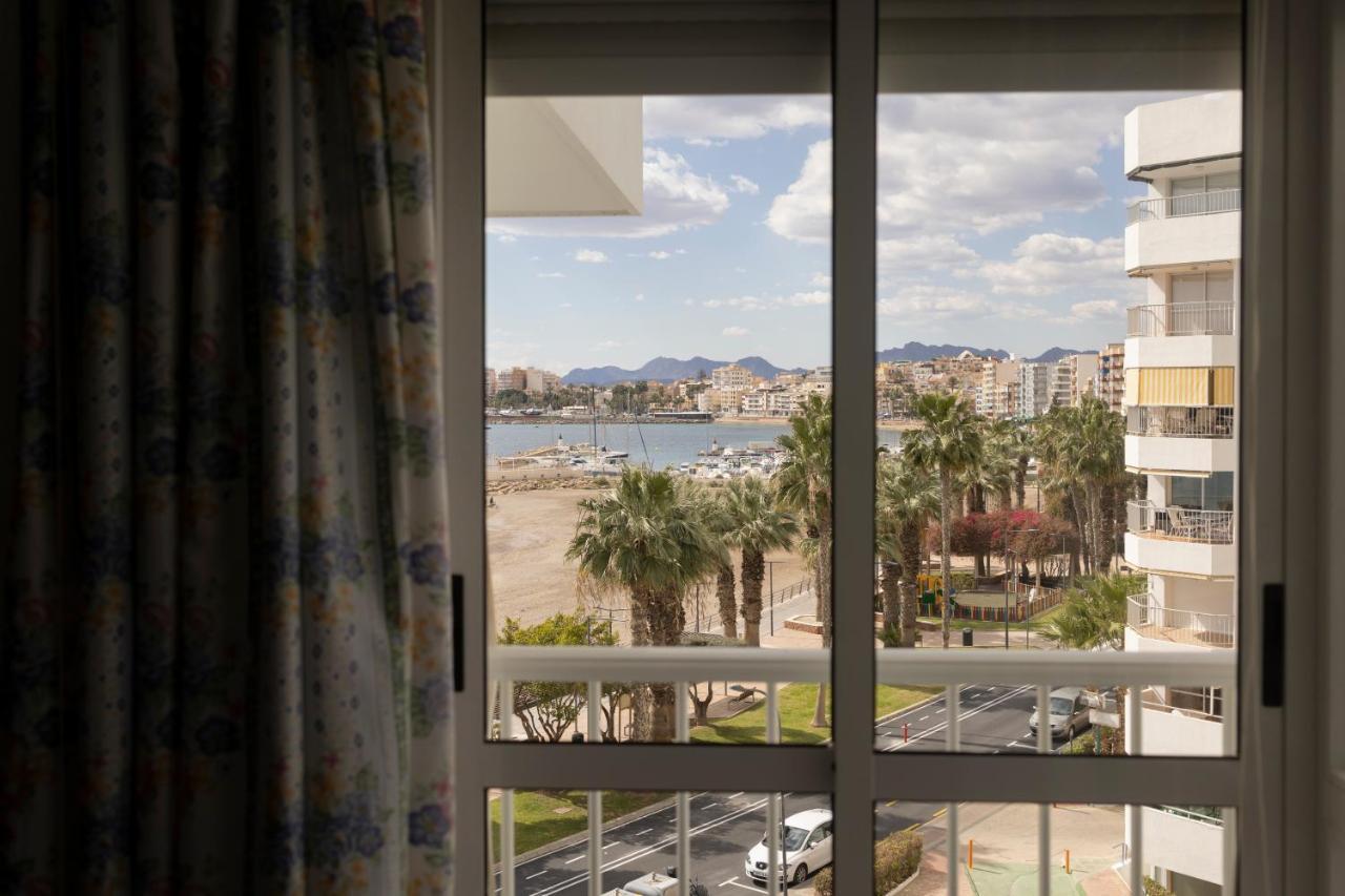 Bahia De Águilas Exterior foto